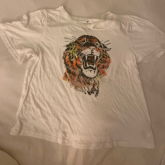 Cut on one side t-shirt - Picture 1 of 1